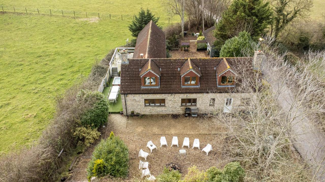 브리스틀 The West Barn Near Bath, Sleeps 24 And 2 Hot Tubs 빌라 외부 사진