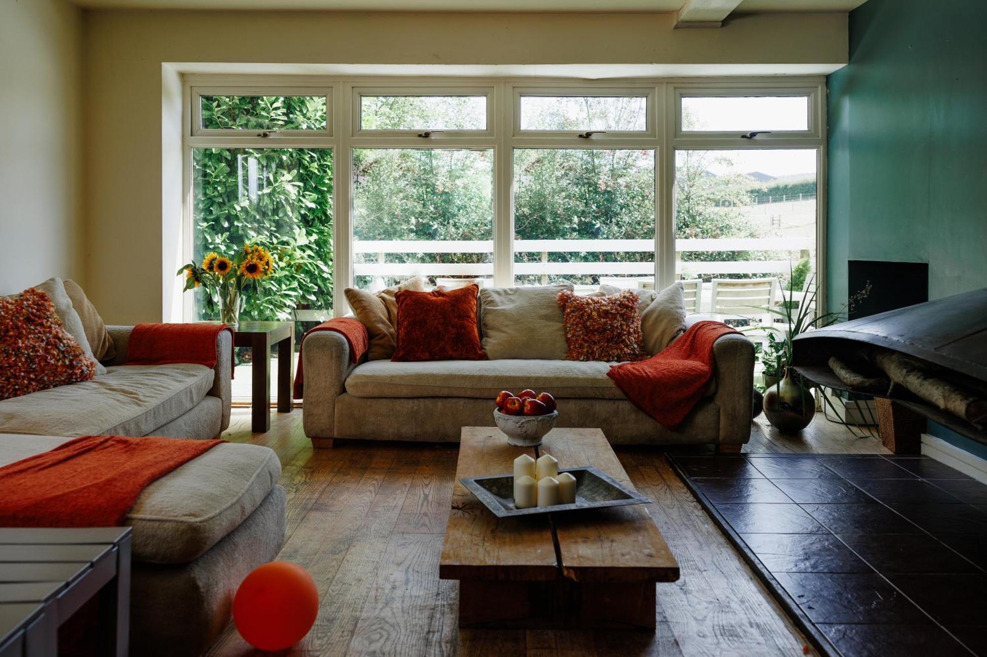 브리스틀 The West Barn Near Bath, Sleeps 24 And 2 Hot Tubs 빌라 외부 사진
