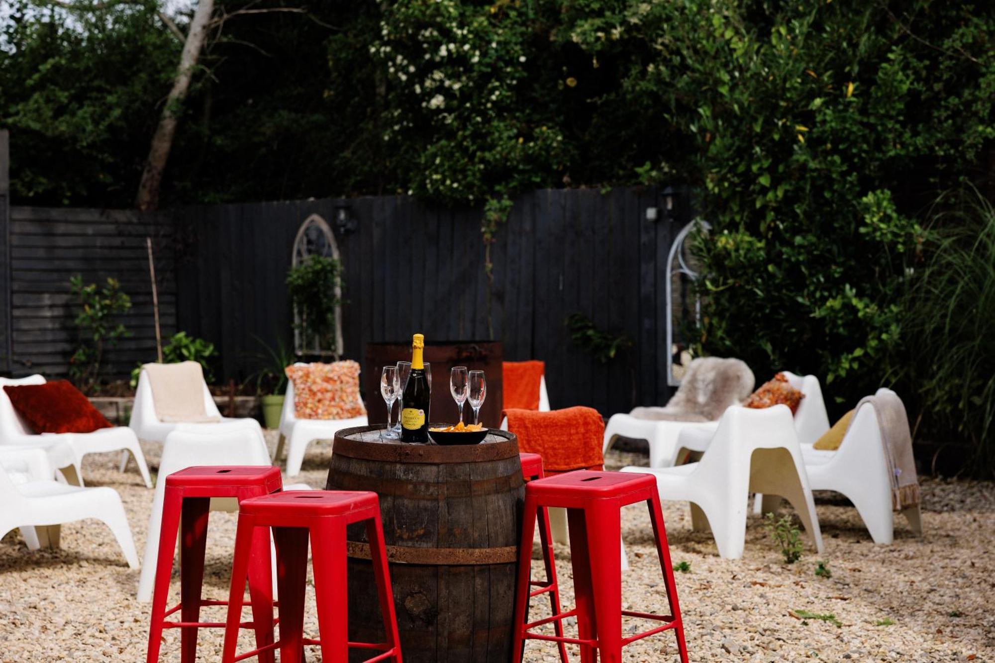 브리스틀 The West Barn Near Bath, Sleeps 24 And 2 Hot Tubs 빌라 외부 사진
