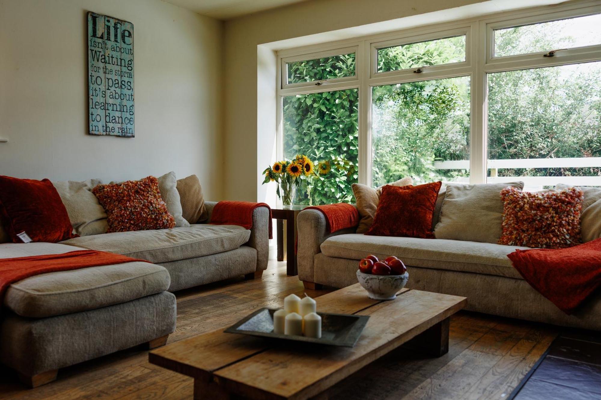 브리스틀 The West Barn Near Bath, Sleeps 24 And 2 Hot Tubs 빌라 외부 사진